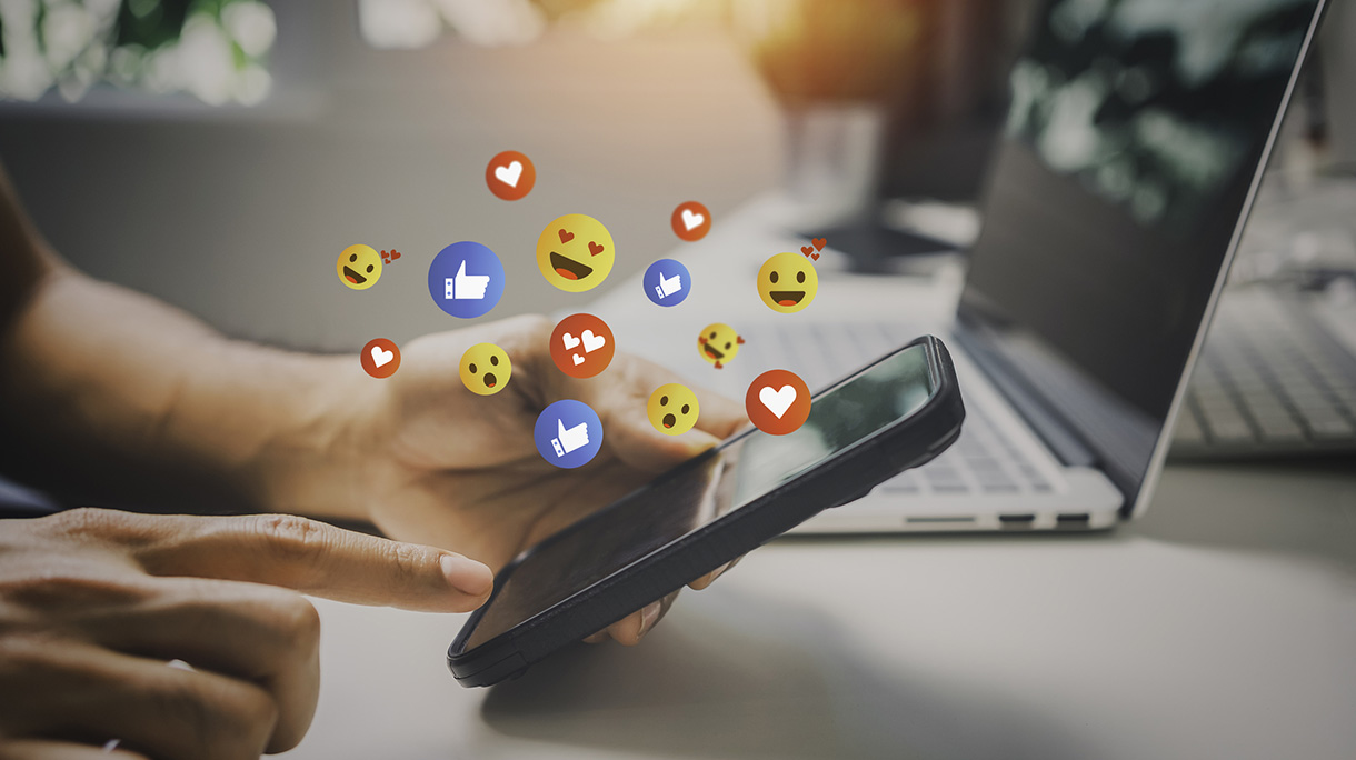 Men use smartphones to social media on vacation at home