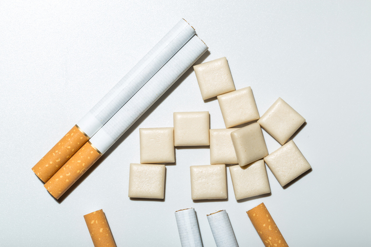 Nicotine kauwgom en andere vervangers zijn eerste keus bij het stoppen met roken.