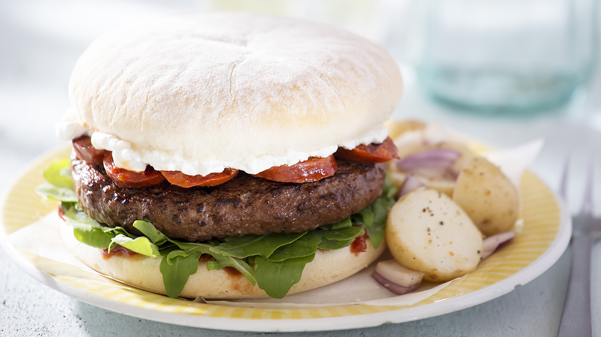 Hamburger met chorizo