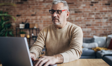Computer senior