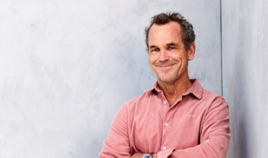 Dr Bram Bakker, columnist bij Plus Magazine