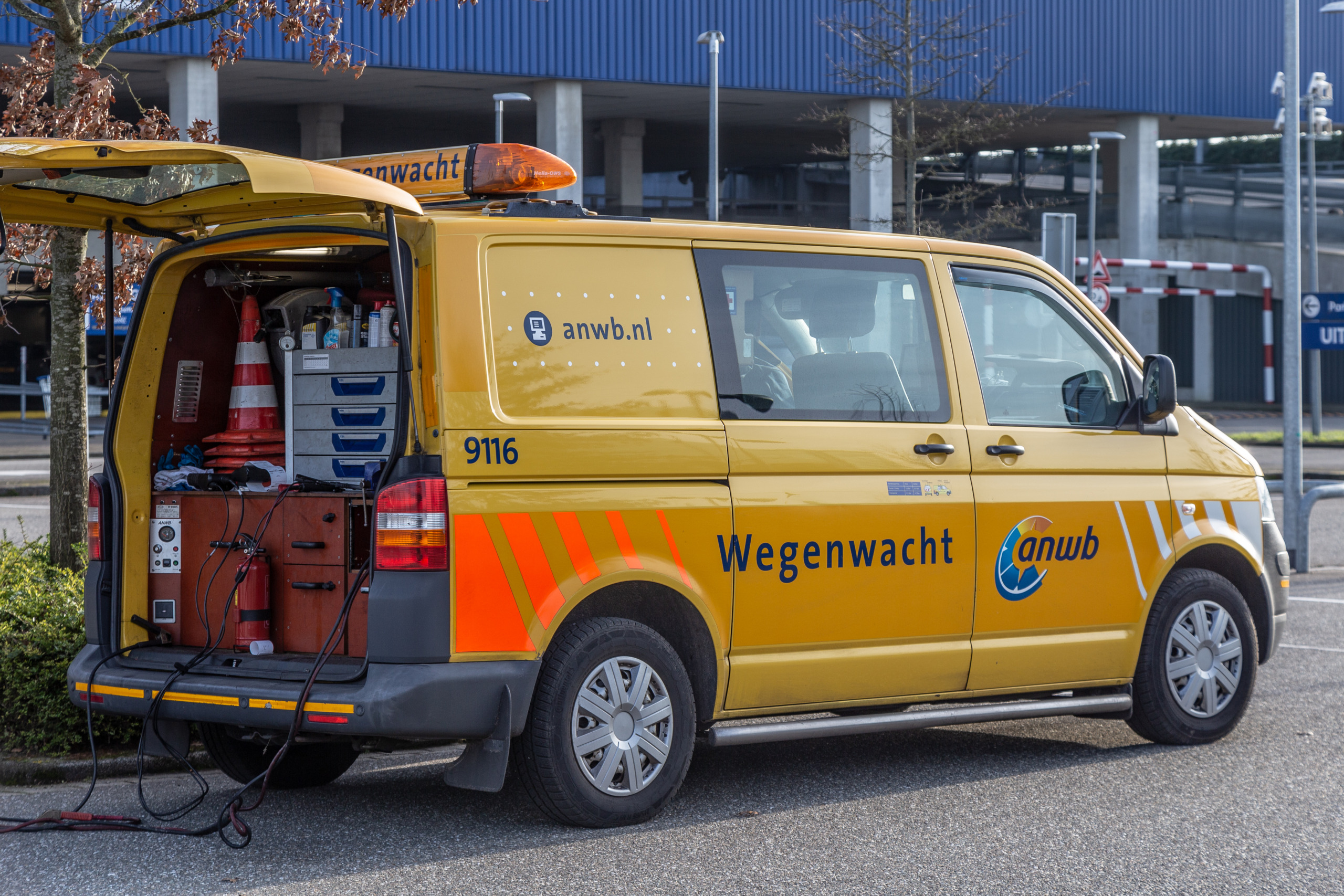wegenwacht pechhulp gele anwb bus