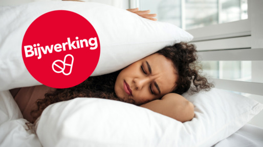 vrouw heeft nachtmerrie