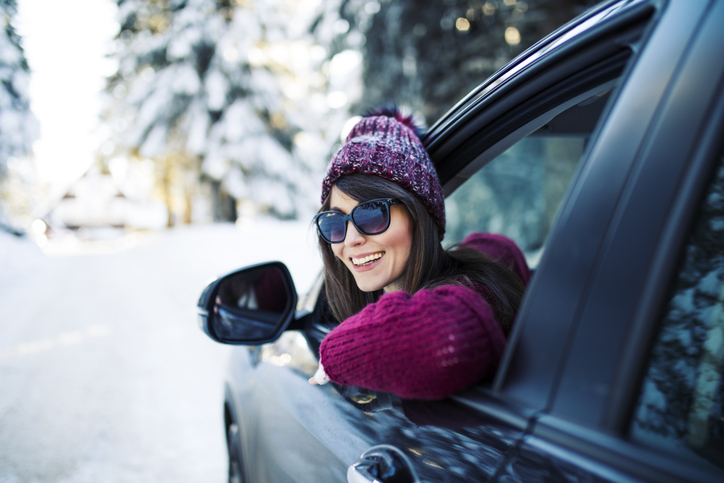 Auto sneeuwvrij maken