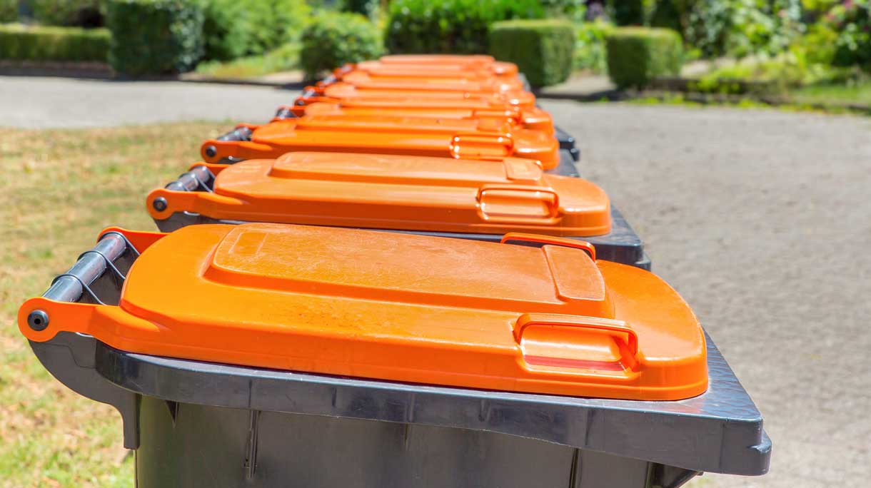 Plastic containers