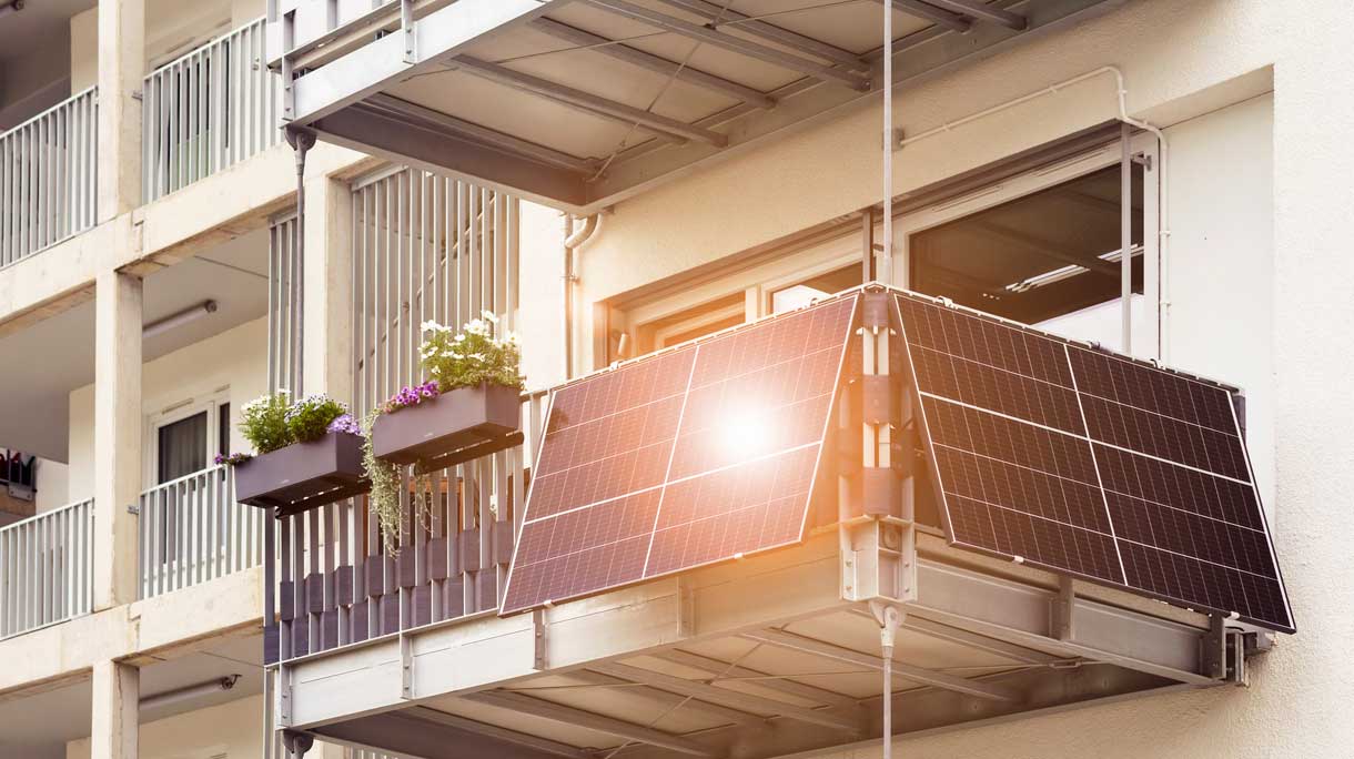 Zonnepanelen aan balkon