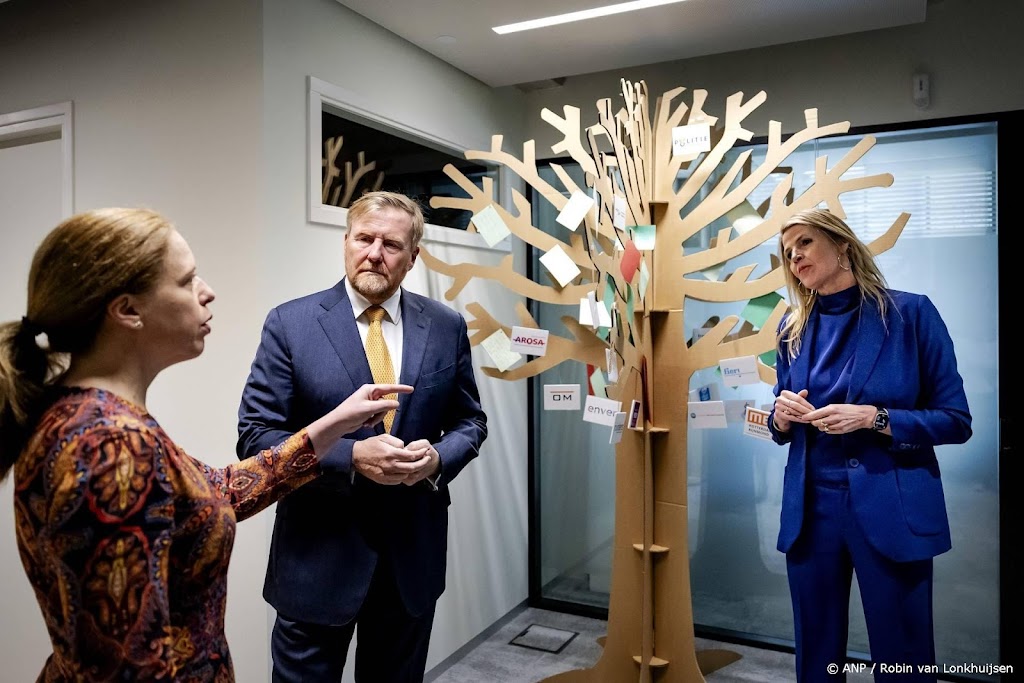 Koning brengt 'indrukwekkend' bezoek aan Filomena in Rotterdam