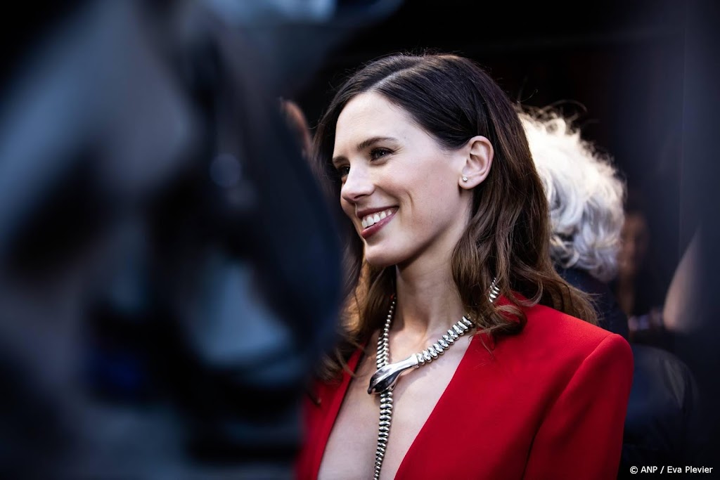 Actrice Delfina Chaves kon geen wc vinden op eerste Koningsdag
