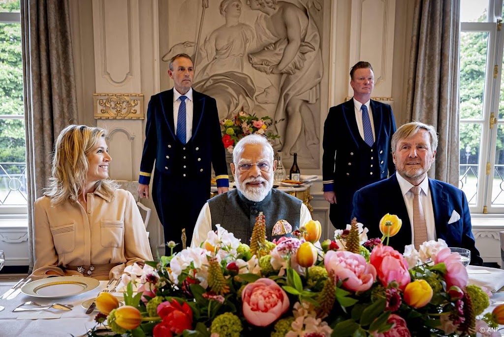 Koningspaar luncht met Indiase minister-president op paleis