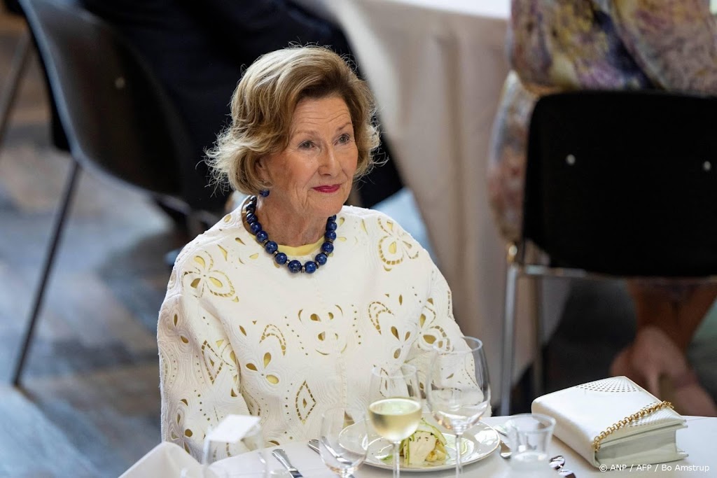 Koningin Sonja houdt opnieuw rust om hartklachten