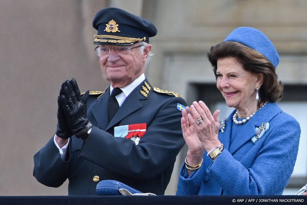Carl Gustaf verleent Silvia hoogste onderscheiding van Zweden