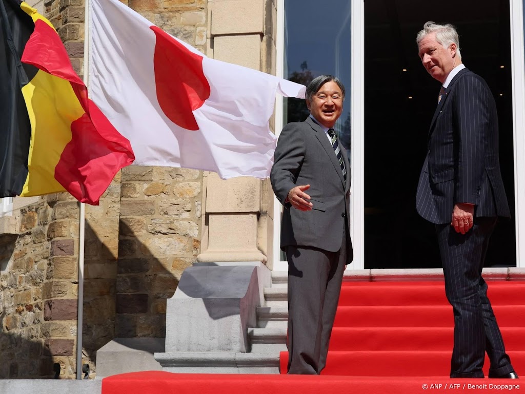 Keizer Naruhito en koning Filip bezoeken kasteel van Namen