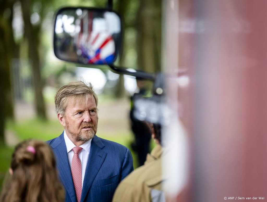 Koning prijst burgerinitiatief voor voorbereiding op bosbranden