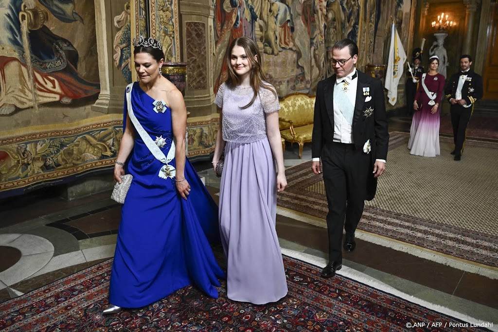 Expressen: prinses Estelle bracht maand in VS door