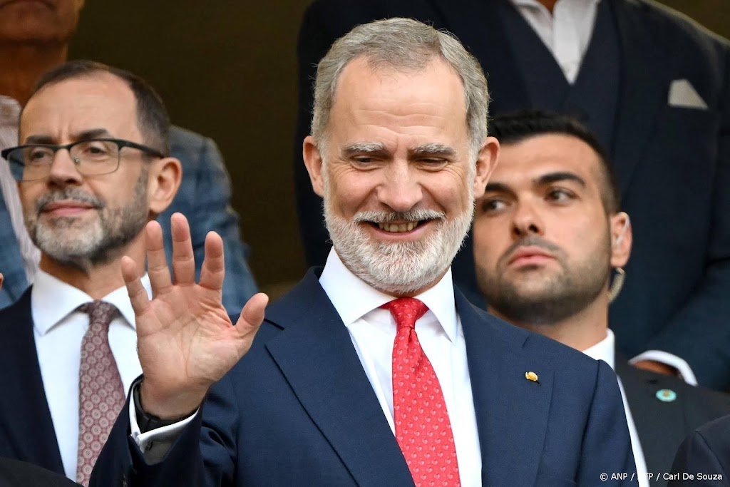 Felipe ziet Spaanse voetballers 'stap dichter bij droom' komen