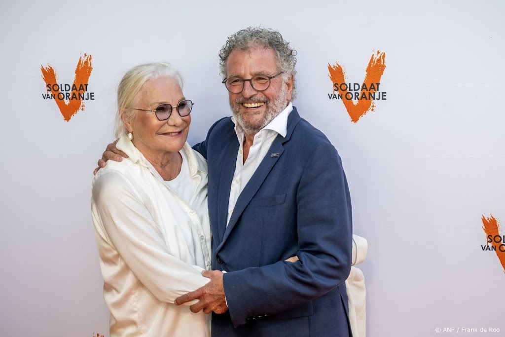 Bekende Nederlanders nemen afscheid van Soldaat van Oranje