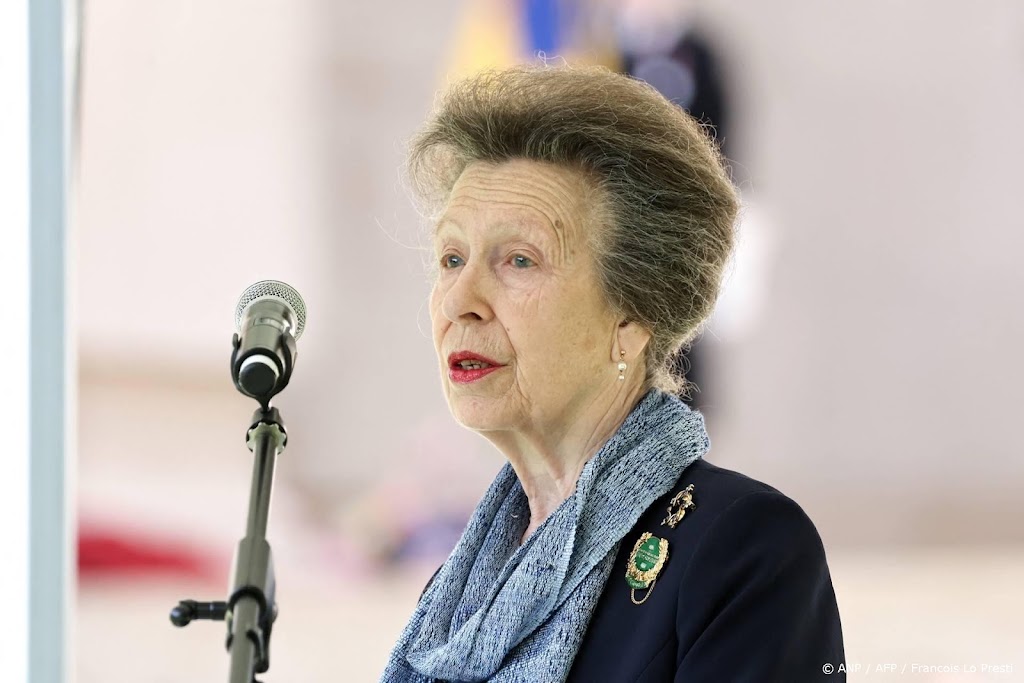 Prinses Anne herdenkt Britse slachtoffers Koreaoorlog