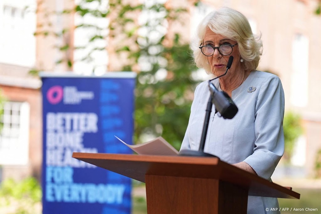 Camilla bij 40-jarig jubileum Royal Osteoporosis Society