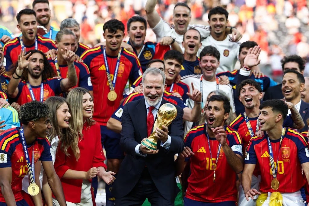 Spaans koningshuis viert feest met wereldkampioenen