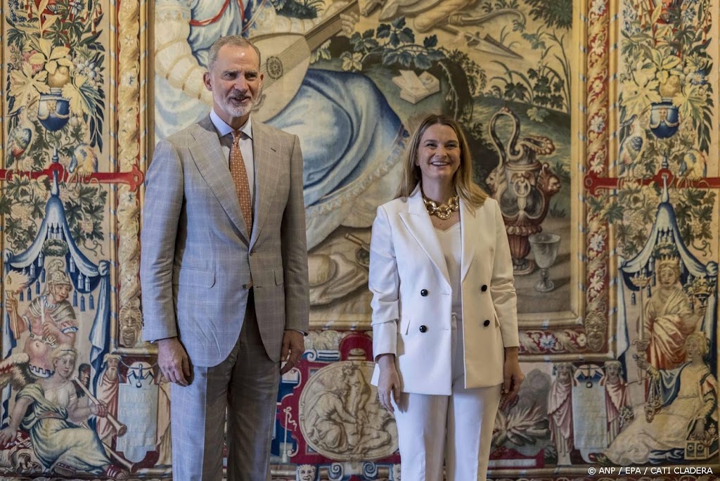 Koning Felipe begint vakantie in Palma met reeks audiënties