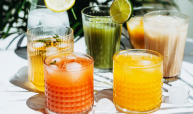 Ijsblokjes in fruitsap