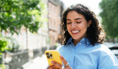 Vrouw met smartphone