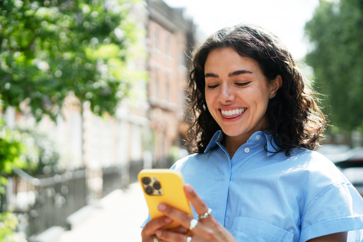 Vrouw met smartphone