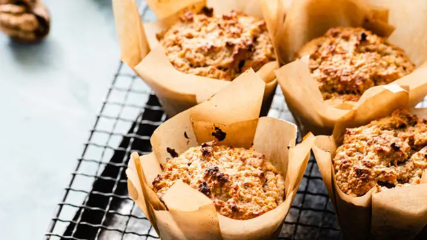 Ontbijtmuffins met banaan en walnoot