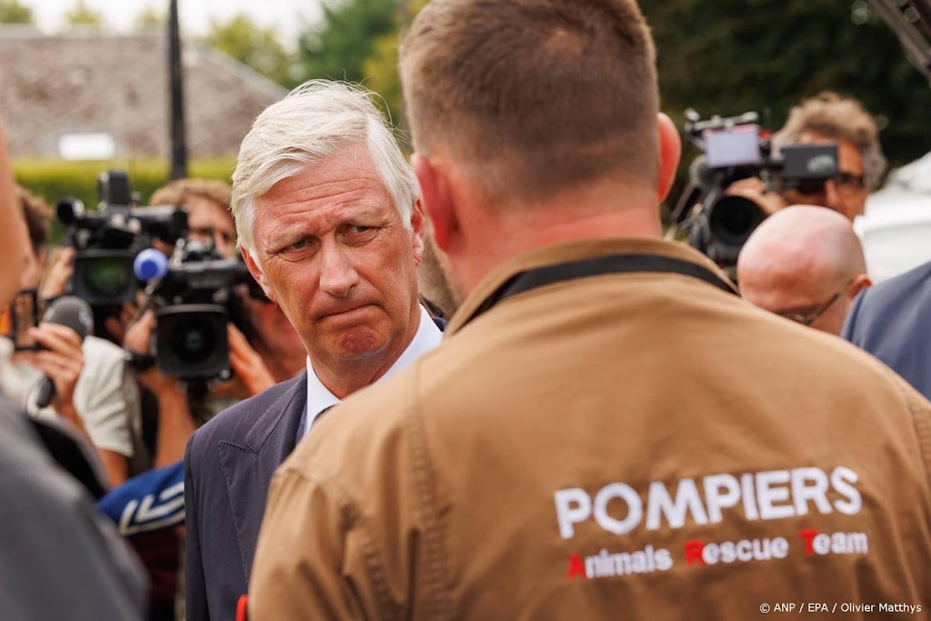 Koning Filip spreekt in Vottem van 'moeilijk moment voor België'