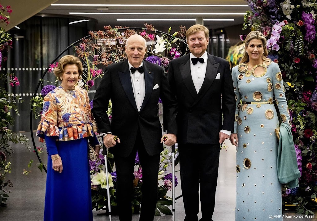 Koningspaar en Beatrix 'intens bedroefd' door overlijden Harald