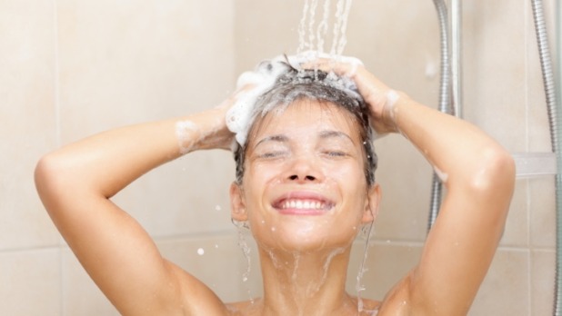 haarwassen_vrouw_725x483