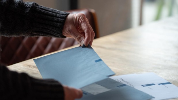 blauwe envelop toeslagen 2025 2026