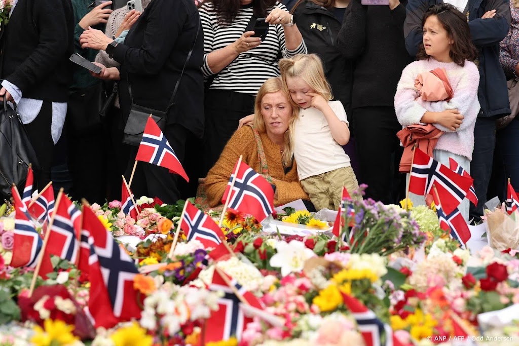 Haakon kondigt rouwperiode af, geen activiteiten tot 9 oktober