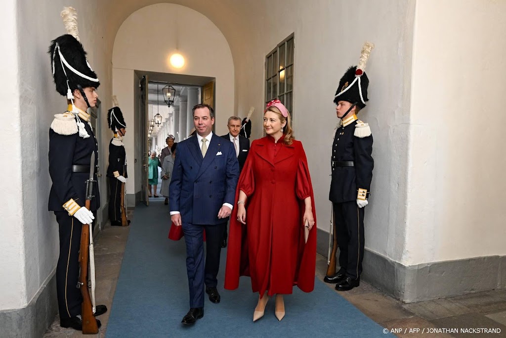 Guillaume en Stéphanie naar uitvaart Noorse koning Harald