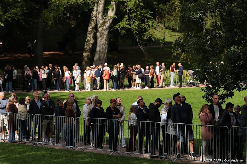 5100 mensen namen donderdag afscheid van koning Harald