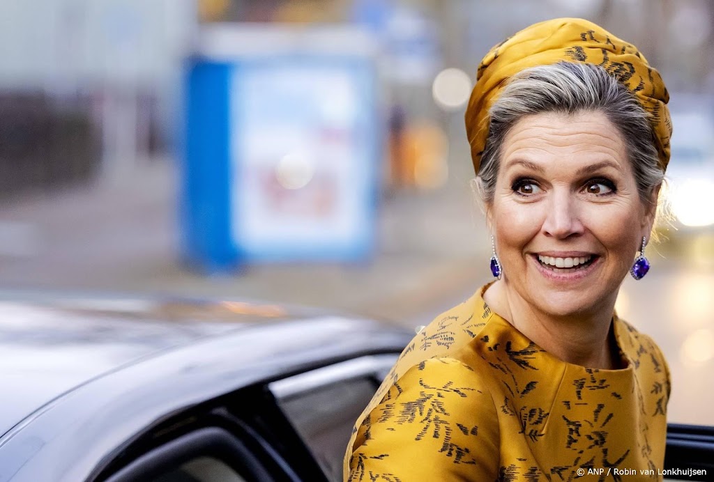 Máxima naar Tilburg voor bezoek aan Cultuurfonds en popsector