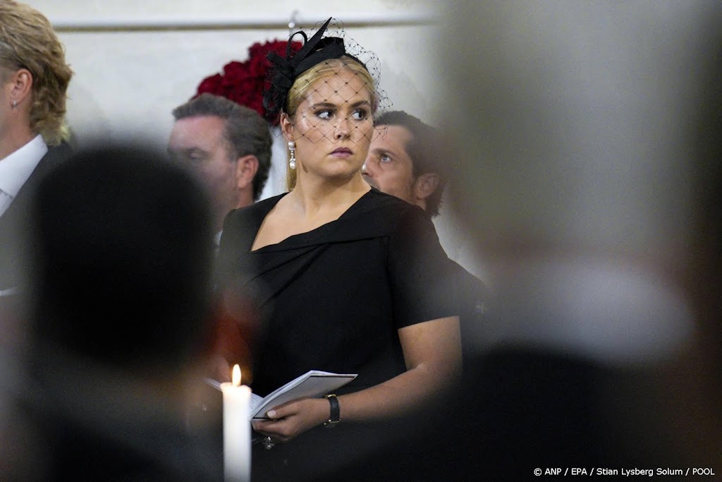 Koninklijk Huis deelt beelden van Amalia bij de marine