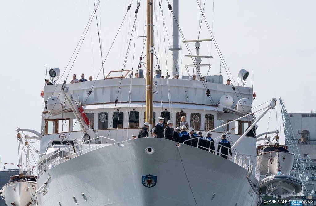Eerste openbare klus voor koning Haakon