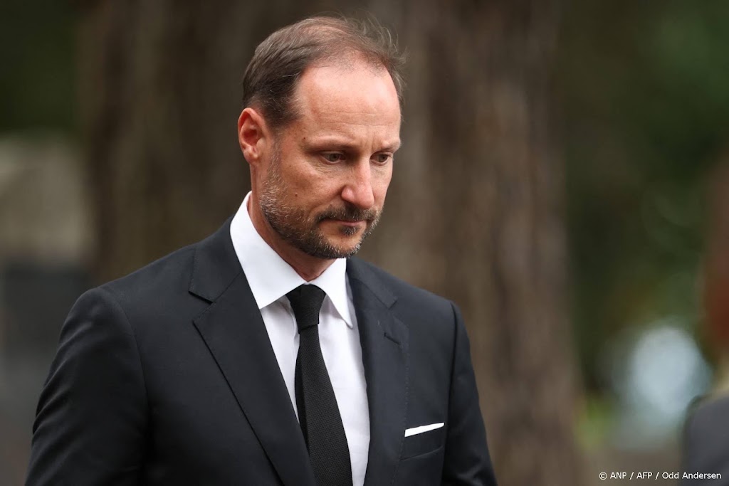 Koning Haakon sluit vaarseizoen af op koninklijk schip