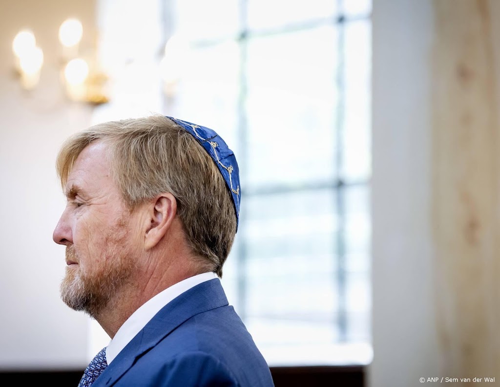 Joden open tegen koning: zoon draagt buiten geen keppel meer
