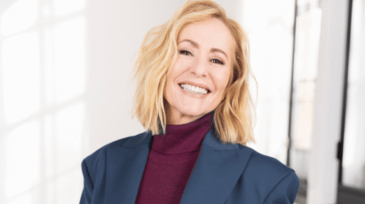 Angela Groothuizen