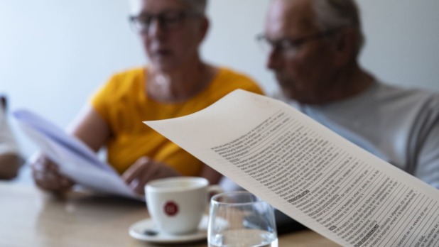 schenken op papier bij de notaris