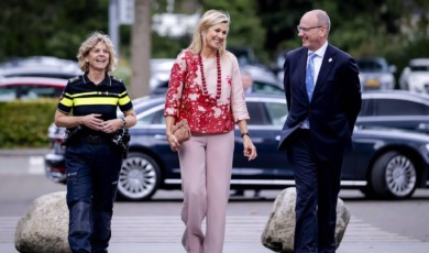 Máxima moedigt werkgevers aan medewerkers financieel te helpen