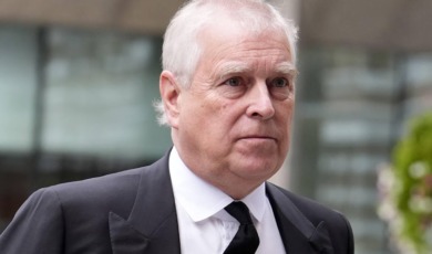 Politie VK: huiszoekingsbevelen bij ex-prins Andrew onrechtmatig