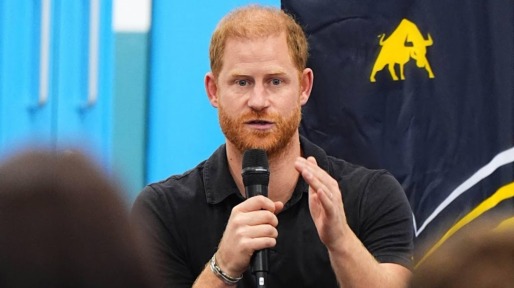 Prins Harry verloor door onderdrukte rouw herinneringen aan Diana