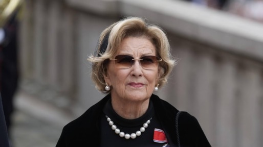 Koningin-moeder Sonja maandag weer aan het werk
