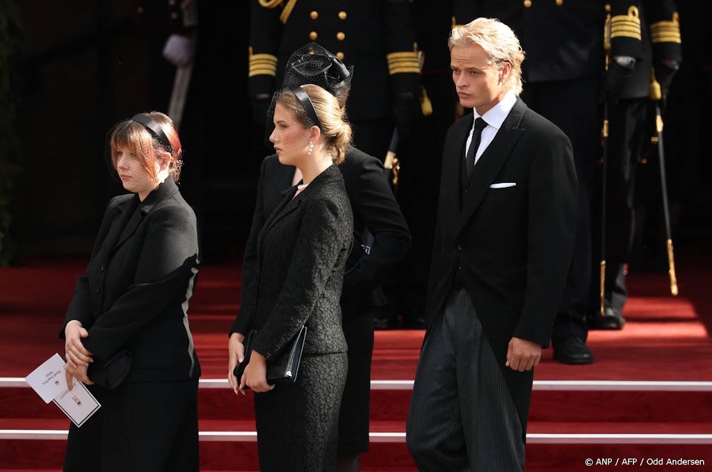 Dochter prinses Märtha Louise steunt mensen met mentale problemen