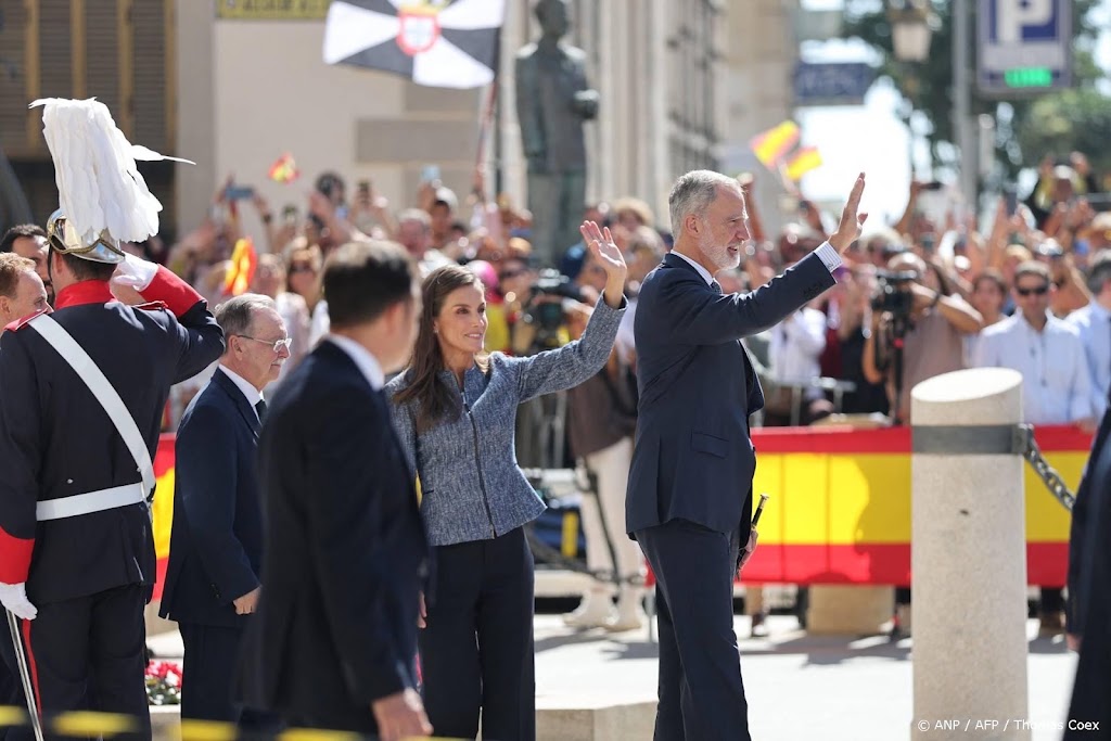 Felipe en Letizia zeggen schuld in te lossen met bezoek aan Ceuta
