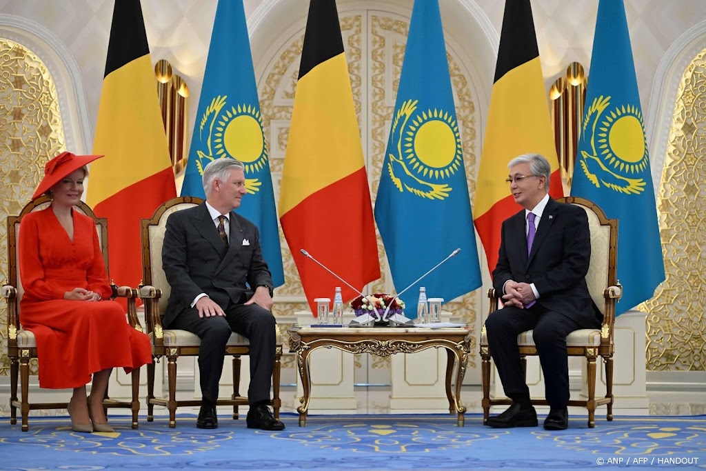 Belgisch koningspaar bij receptie voor Belgen in Kazachstan