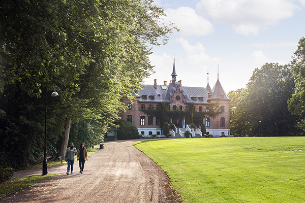© Apelöga